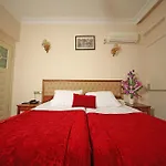 Asitane Life Otel 3*